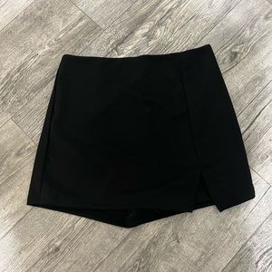 Black skirt